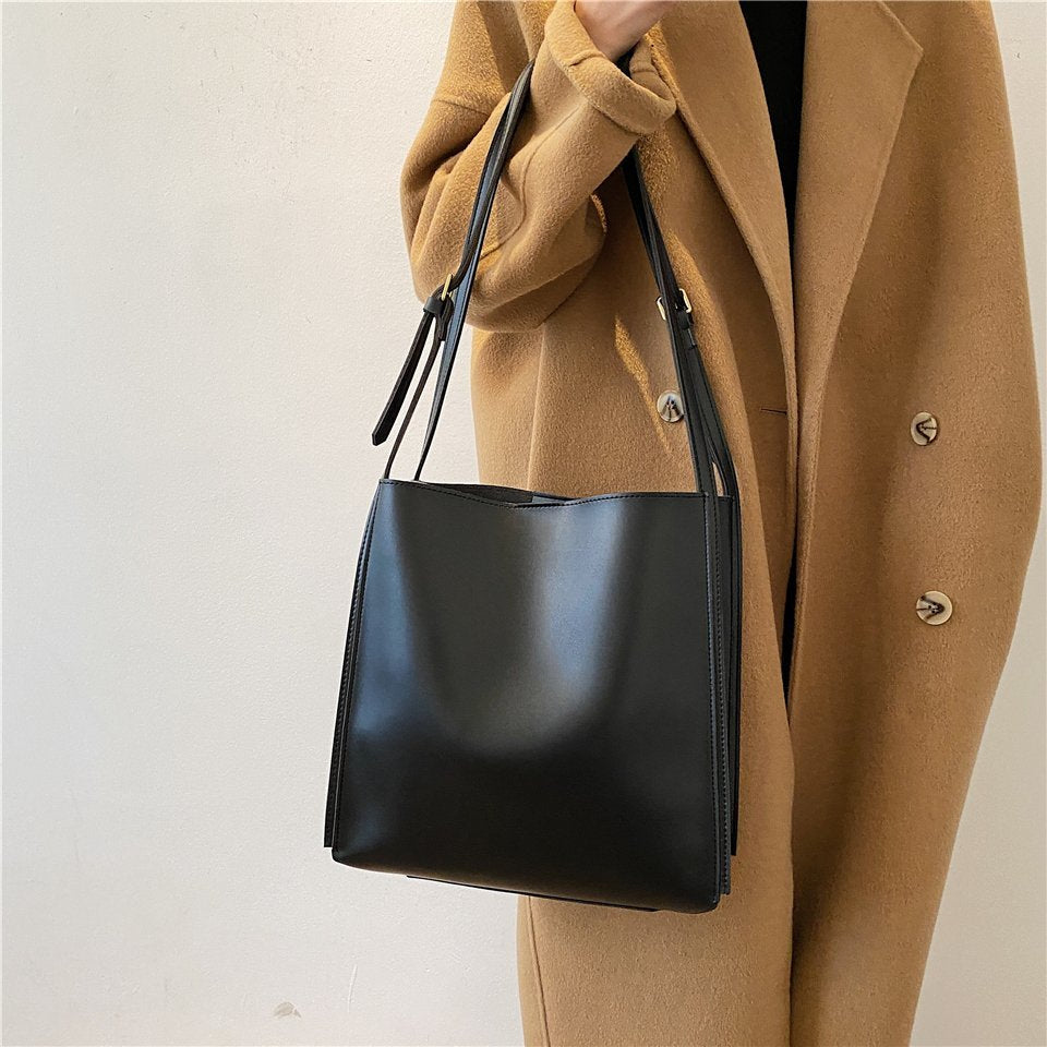 Aria Vegan Leather Tote